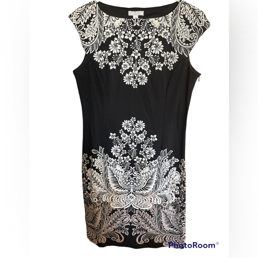 Perfect dress for the office